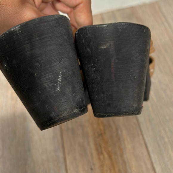 Painted Floral Leather Front Tie Clogs w black sole size 40 US 9 - Picture 17 of 17